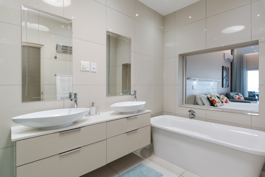 11 Bedroom Property for Sale in Camps Bay Western Cape